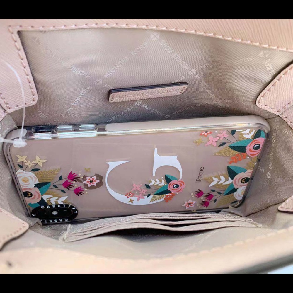 Gaby’sBags👜💕 Michael Kors Crossbody SALE‼️‼️ - Picture 6 of 6